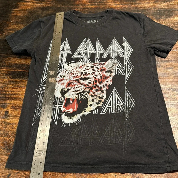 Def Leppard xs faded black t shirt band T - Picture 3 of 6